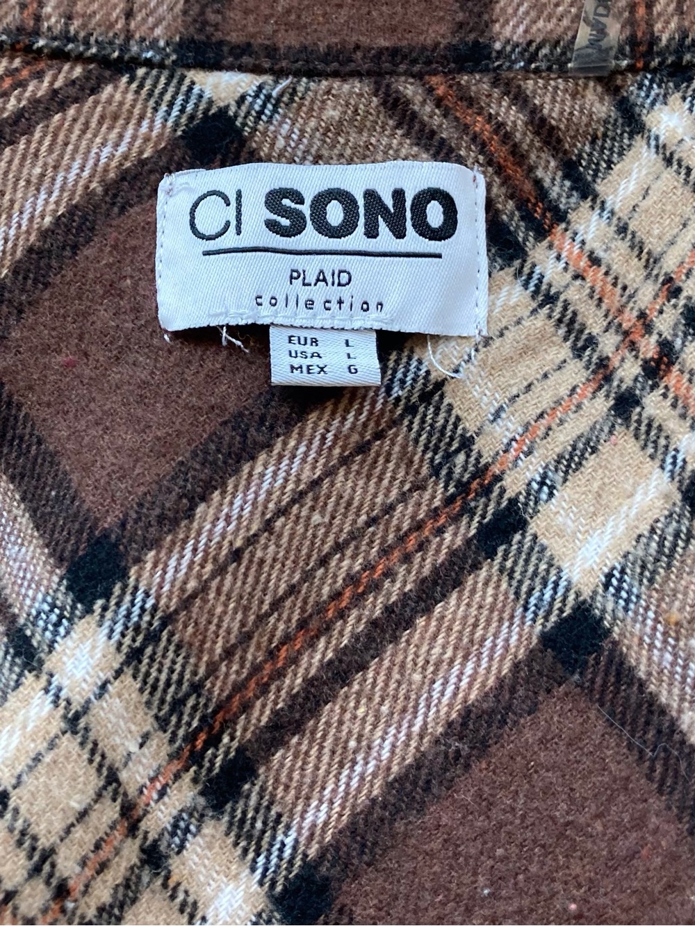 Women's Brown Plaid Teddy Jacket with Back Graphic Sz Large - Picture 9 of 10